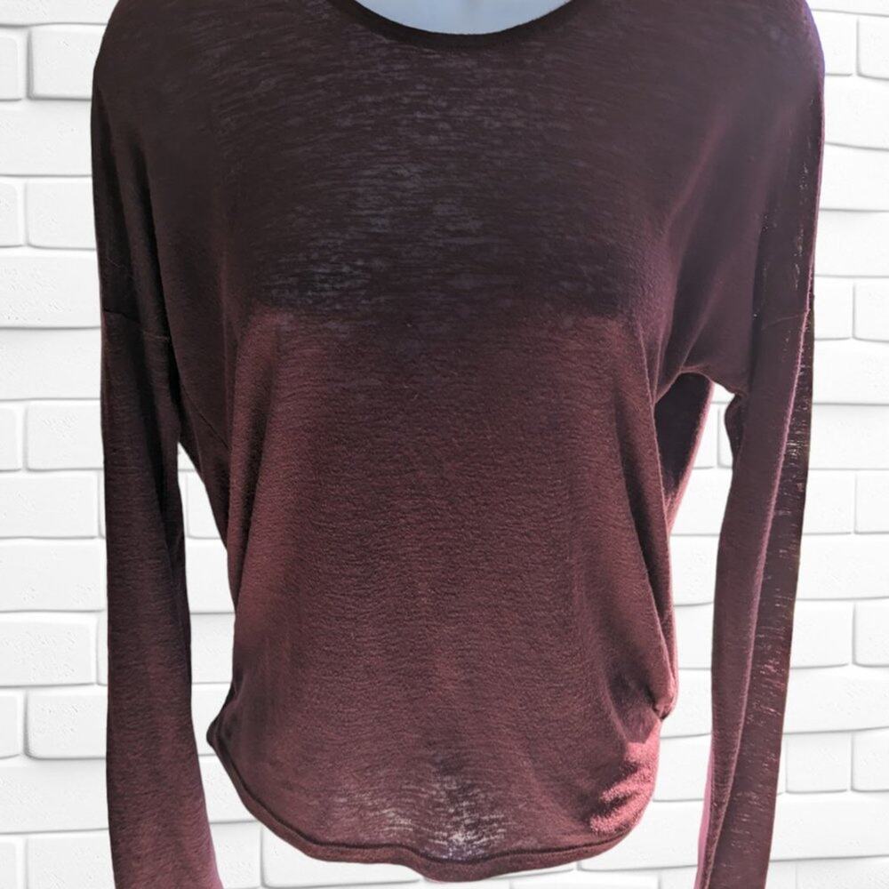 #254 WHBM White House Black Market Sweater - Color: Burgundy - Size XS